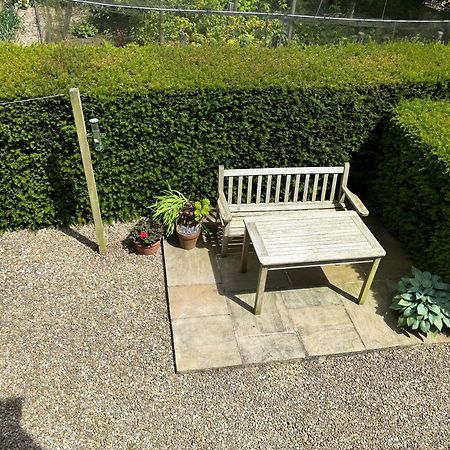 Close House Cottage York Exterior foto