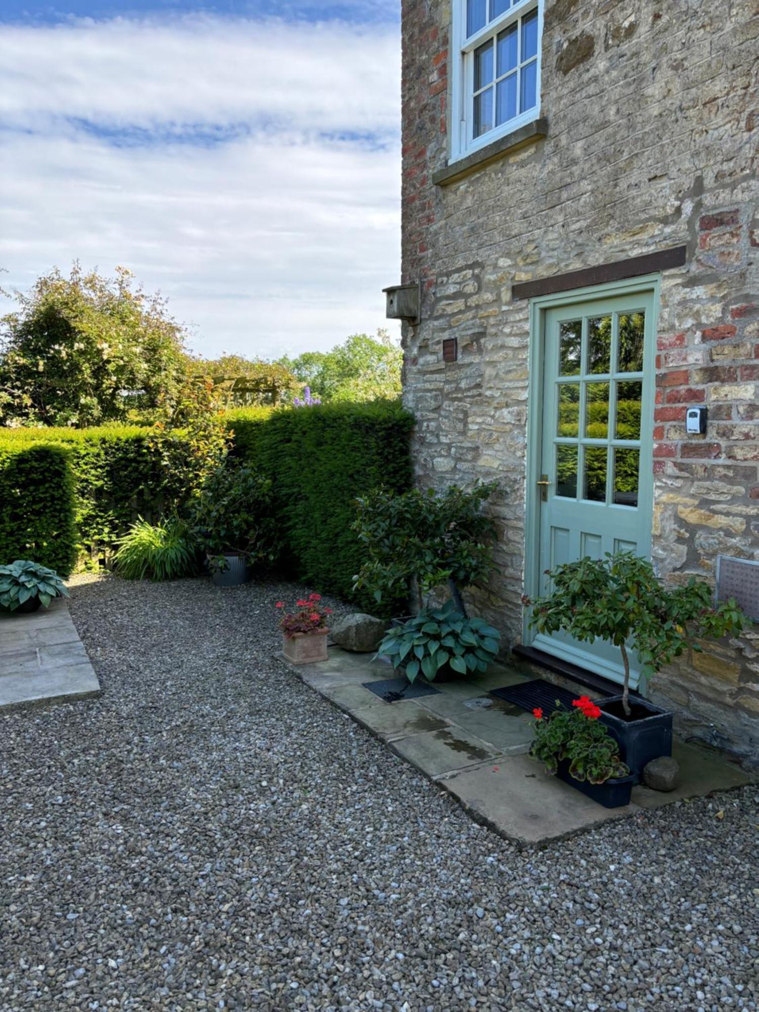 Close House Cottage York Exterior foto